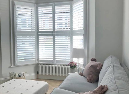 Bay window shutters 8e0e32b3 4e69 4ec3 8ee9
